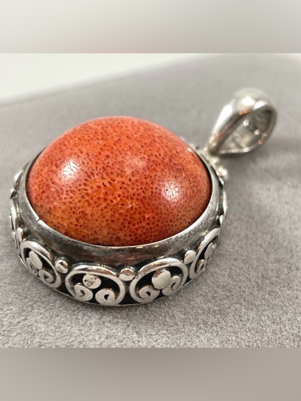 Stunning Unsigned 925 Sterling Silver Red Sponge Coral Statement Pendant